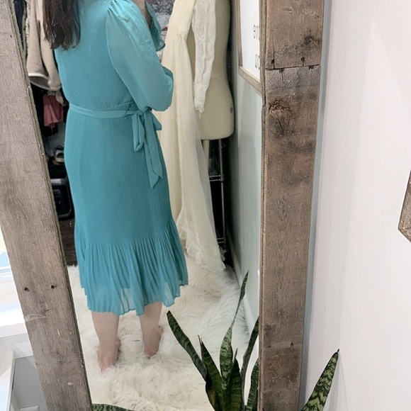Turquoise pleated dress boho size medium - Picture 5 of 10